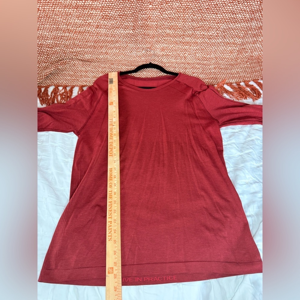 Lululemon Men’s Red Long Sleeve Top - Picture 5 of 6